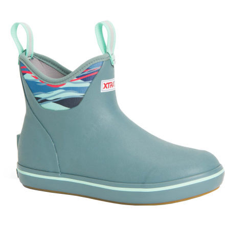 Xtratuf Boots Women's 6 in Beach Glass Ankle Deck Boot - Blue